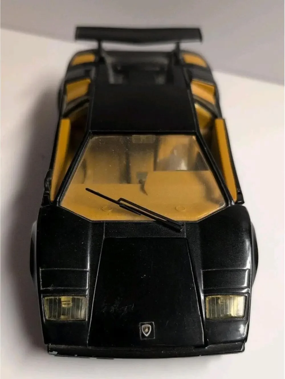 Black Lamborghini Countach 1/24 1:24 Revell G. M. B. H. 1988 Rare Vintage